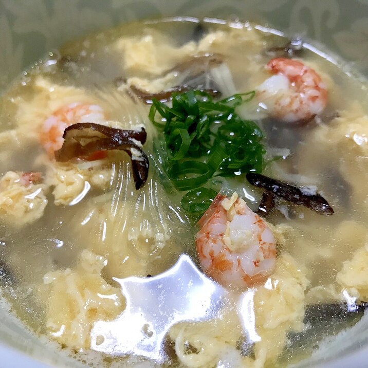 海老ときくらげの春雨スープ